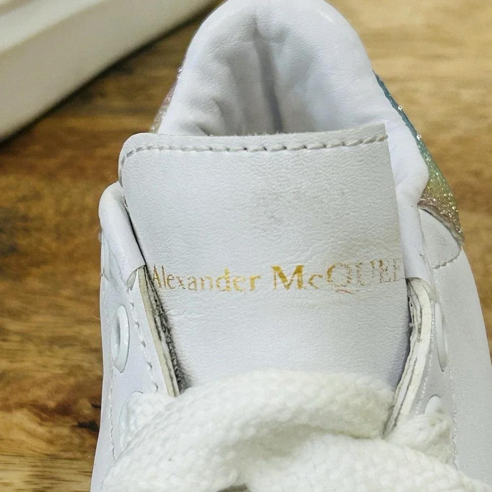 Alexander McQueen alexander mcqueen